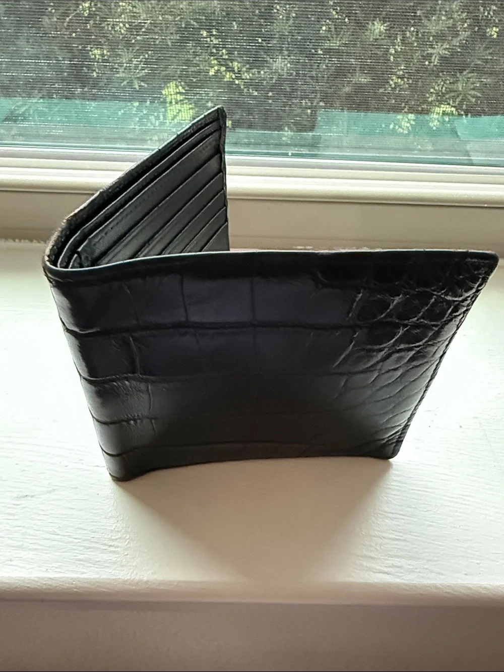 100% Pure African Alligator Black Leather Men's Bifold Wallet. African Markings